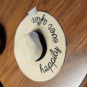 Nwt happily ever after, wedding, honeymoon sunhat